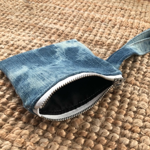 Handmade bleached denim coin purse - Picture 3 of 3